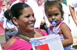 websalta-gob-entrega-viviendas-en-embarcacion-21-marzo