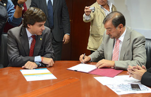 18-09-web-firma-de-convenio-municipalidad-ipv