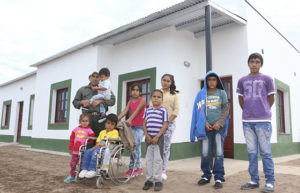 El Gobierno entregó una vivienda a la familia Vizgarra de El Quebrachal